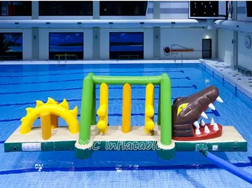 crocodile themed inflatable water-play park detail view