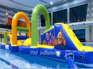 jungle themed inflatable water-play park detail view
