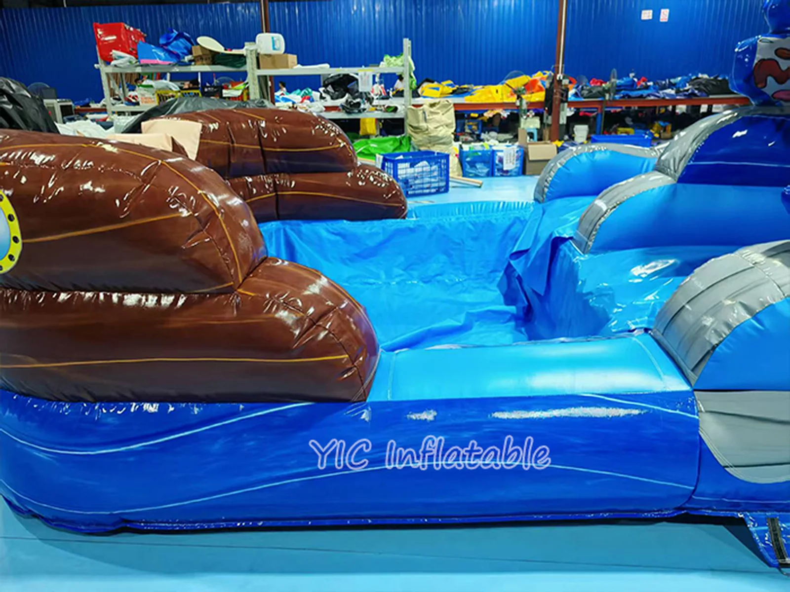 Shark Water Slide with Pool detail view 5