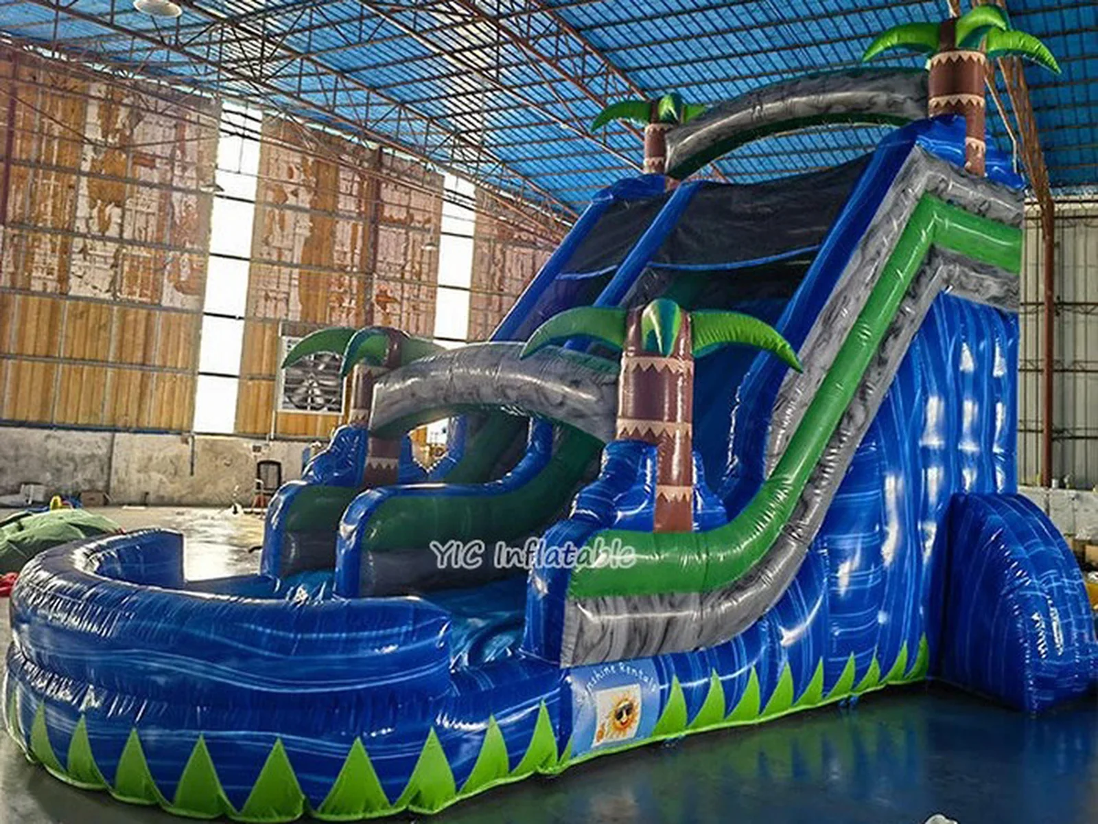 Blue Palm Tree Waterslide detail view 5