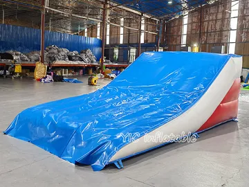 Blow Up Fmx Landing Airbag activity layout