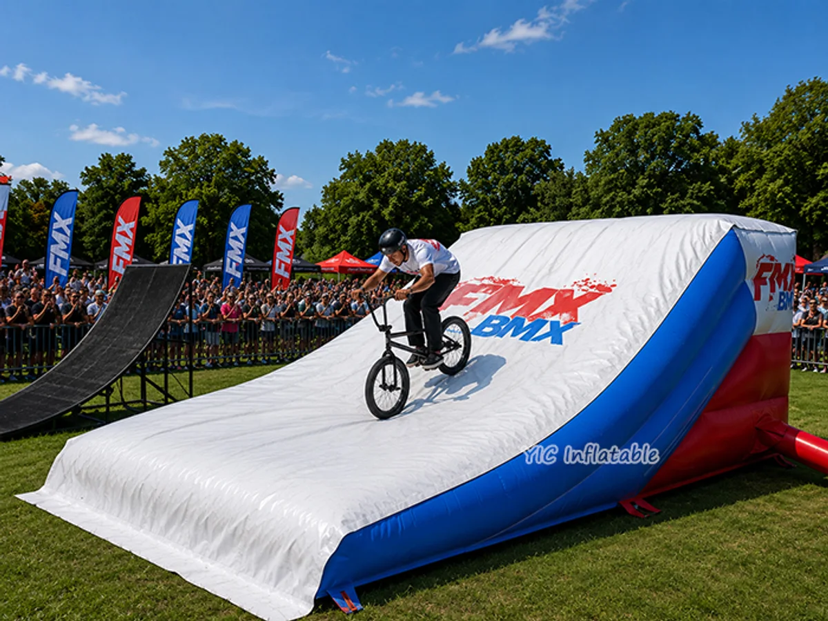 Fmx Inflatable Airbag Landing front view