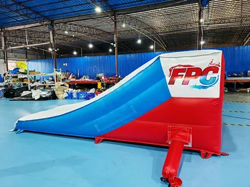 Fmx Inflatable Airbag Landing play layout